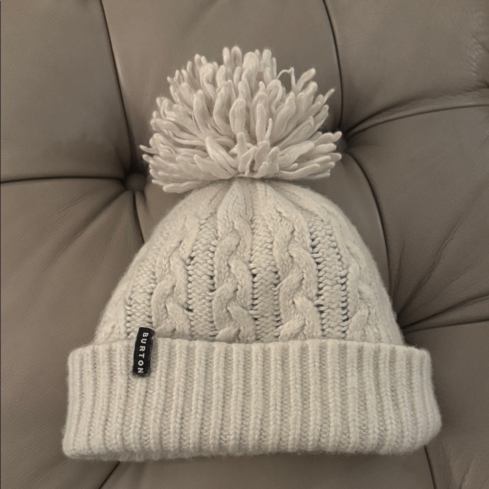 BURTON Cream Knit Pom-Pom Beanie with Fleece Lining